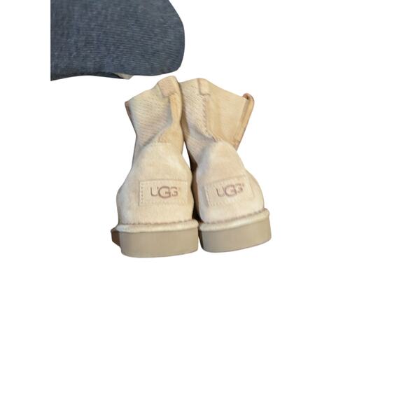 Ugg Classic Tawny Unlined Mini Perforated Boots Size 8 - Picture 5 of 12